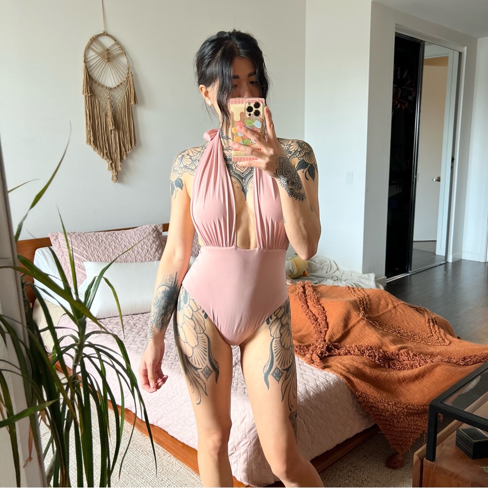 House of CB blush pink deep plunge halter bodysuit - XS